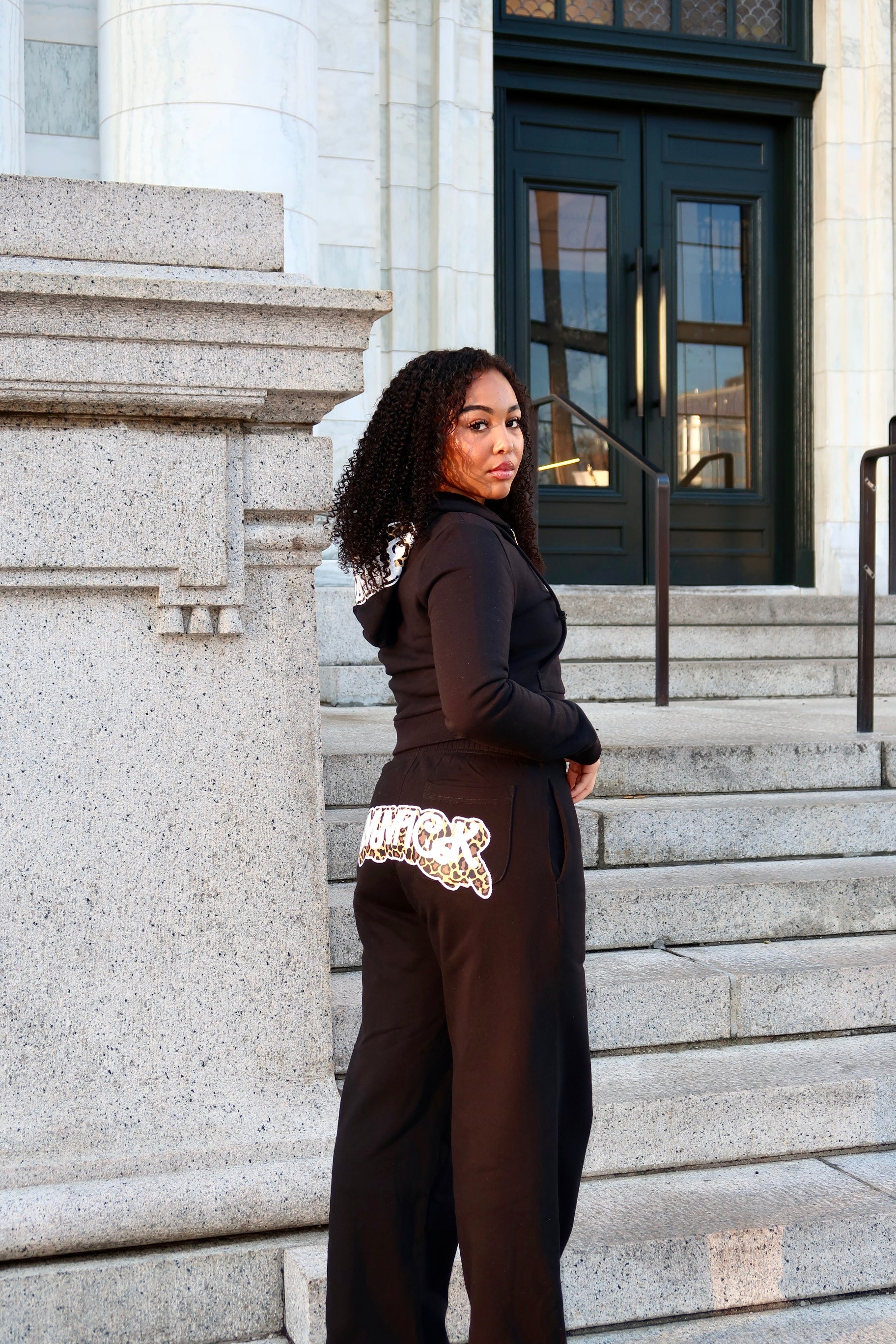 Cropped Blck/Cheetah Print Hoodie