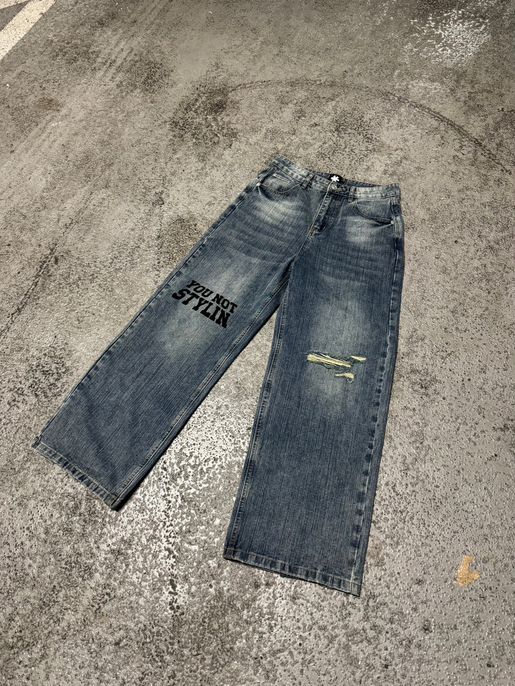 Signature Distressed Baggy Jeans