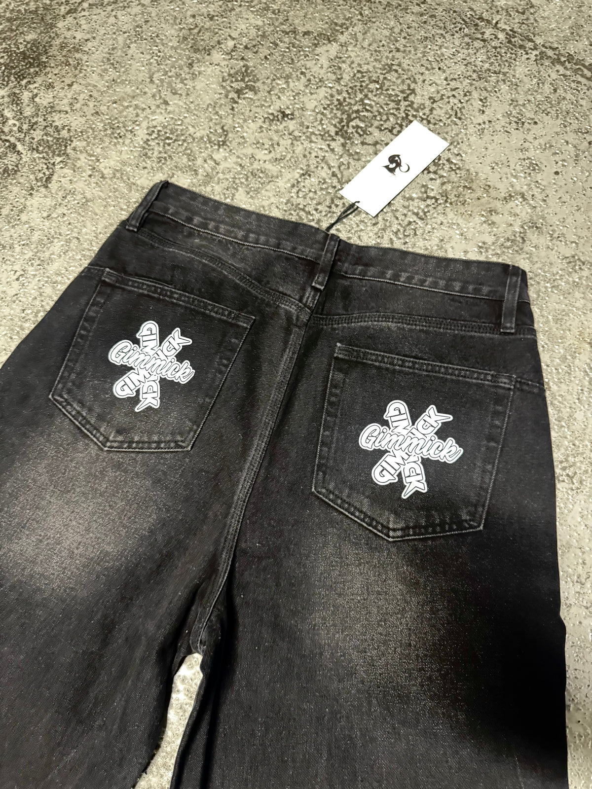Signature Baggy Jeans